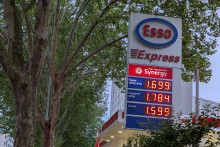 Une station service à Issy-les-Moulineaux, le 23 avril 2025