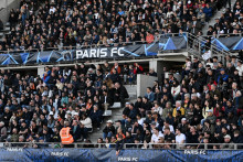 Supporters du Paris FC au stade Charléty.