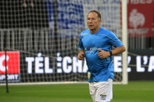 Jean-Pierre Papin lors d'un match de gala en 2022.