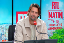 Camille Lacourt est l'invité de RTL Matin