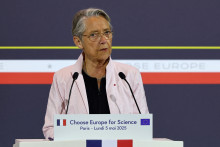Elisabeth Borne prononce un discours lors de la conférence « Choose Europe for Science » à Paris, le 5 mai 2025.
