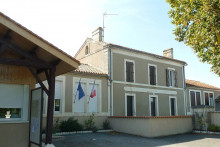 Mairie de Bellon (Charente), ville où a été assassiné Matthieu Dallibert, par le clan familial d'Isabelle Duché.