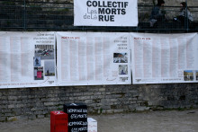 Le collectif "Les morts de la rue", en mars 2024.