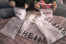 Des paquets Shein à Paris, le 26 février 2025.