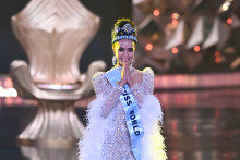 Suchata Chuangsri, Miss Thaïlande. couronnée Miss Monde 2025