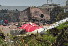 Une image de l'avion de la compagnie Air India qui s'est écrasé, jeudi 12 juin.