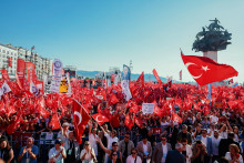 Des manifestations à Izmir, le 19 mai 2025