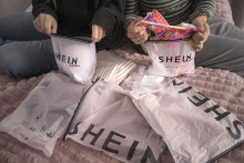 Des paquets Shein à Paris, le 26 février 2025.