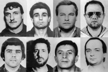 Photomontage des 8 évadés survivants de la prison de Clairvaux (de haut en bas, de gauche à droite) : Philippe Fabre, André Gosset, Vincent Payen, Jimmy Segura, Roland Pettegola, Franck Weiss, Michel Guellam, Dominique Deguis.
