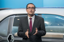 François Provost, nouveau patron de Renault, lors d'une conférence au Salon automobile de Pékin, le 25 avril 2018.