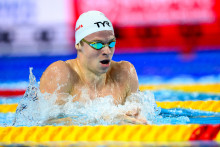 Léon Marchand lors des Mondiaux de natation 2025.