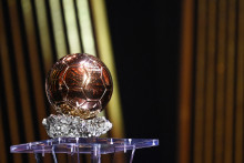 Le trophée du Ballon d'Or.