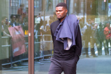 Thomas Partey, ancien joueur d'Arsenal, ait face à cinq chefs d'accusation de viols contre deux femmes