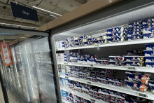 Du skyr dans un rayon de supermarché