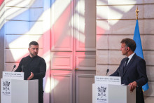 Volodymyr Zelensky et Emmanuel Macron à Paris, le 4 septembre 2025.