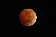 Lune de sang.