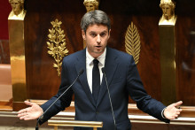 Gabriel Attal, président du groupe Ensemble à l'Assemblée nationale, réagit après le discours de politique générale de François Bayrou, le 8 septembre 2025.