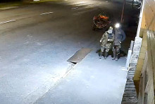 Tom Phillips, photo de vidéosurveillance du père en fuite depuis 4 ans