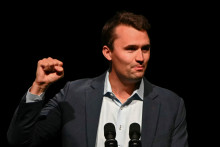Charlie Kirk a été abattu d'une balle dans le cou lors d'une réunion publique aux Etats-Unis.