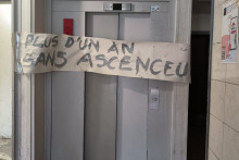 L'ascenseur HS de la cité Ronsard à Toulouse