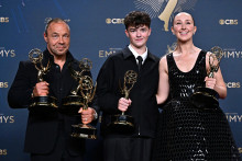 Les acteurs de la série "Adolescence", récompensés aux Emmy Awards, le 14 septembre 2025
