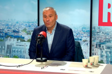 Le Dr William Berrebi lors de l'enregistrement de "Symptômes"