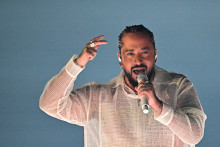 Le chanteur Slimane lors de l'Eurovision en 2024.
