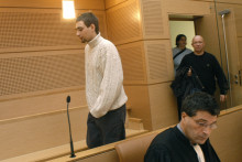 Vincent Grimler, le 3 novembre 2004 au début de l'audience devant la cour d'appel de Besançon