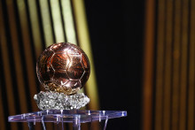 Le trophée du Ballon d'Or.