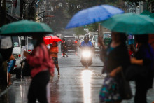 Le typhon Ragasa a frappé les Philippines, avant de se diriger vers le sud de la Chine et Hong Kong.