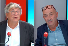 Éric Coquerel face à François Lenglet, le 24 septembre 2025.