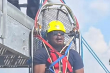 Avion Anderson, le jeune pompier qui a peur du vide au Texas.