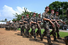 Des soldats de l'Armée de terre française à Abidjan, le 20 février 2025.