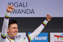Tadej Pogačar lors de son titre de champion du monde, le dimanche 28 septembre, au Rwanda.