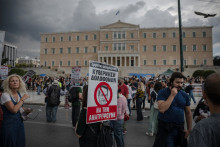 Des manifestations à Athènes contre la journée de 13h de travail
