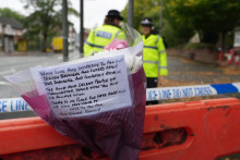 Un hommage aux victimes de l'attaque qui a fait deux morts à Manchester, le 2 octobre 2025