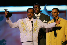Ike Turner Jr., à droite, aux côtés de son père.