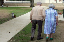Un couple de personnes âgées (photo d'illustration).