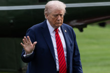 Donald Trump menace d'annuler sa rencontre avec Xi Jinping.