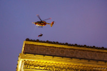 Evacuation au dessus de l'arc de Triomphe