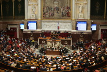 Le Premier ministre Sébastien Lecornu devant le Parlement le 14 octobre 2025