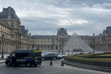 Le musée du Louvre cible d'un braquage, le 19 octobre 2025