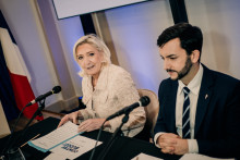 Marine Le Pen et Jean-Philippe Tanguy pendant la présentation du contre-budget du RN.