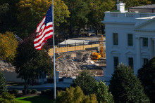 L'aile Est de la Maison-Blanche a été entièrement démolie à Washington, D.C., aux États-Unis, le 23 octobre 2025.