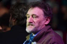 Le comédien et réalisateur Jean-Paul Rouve lors de la cérémonie d'ouverture du Festival du film comique d'Alpe d'Huez, le 13 janvier 2025.