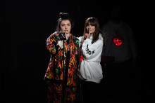 Hoshi et Gia Martinelli en 2020 aux Victoires de la Musique