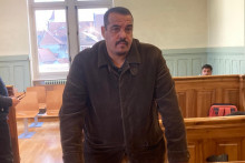 Nasim, le chauffeur de taxi avignonnais qui lance un appel au roi d’Angleterre, Charles III pour qu’un ministre britannique règle les 1 550 euros du prix de sa course