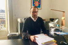 Maître Édouard Bourgin, qui représente de victimes d'un chirurgien à Grenoble