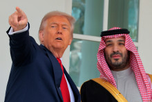 Donald Trump a fait visiter la Maison-Blanche à Mohammed ben Salmane, prince héritier saoudien, le 18 novembre 2025.