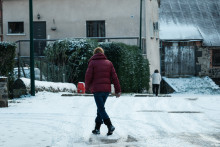Nebouzat, village dans le Puy de Dôme (Auvergne), a connu son premier épisode neigeux ce 20 novembre 2025.